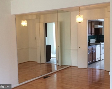 10712 Muirfield Drive - Photo Thumbnail 2