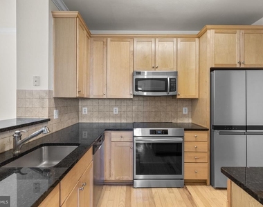 11800 Old Georgetown - Photo Thumbnail 18