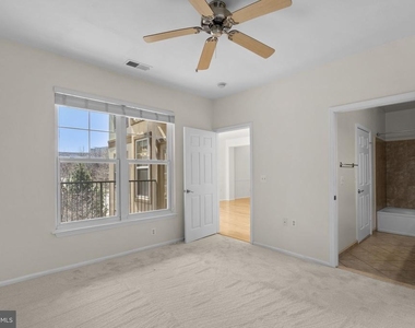 11800 Old Georgetown - Photo Thumbnail 24