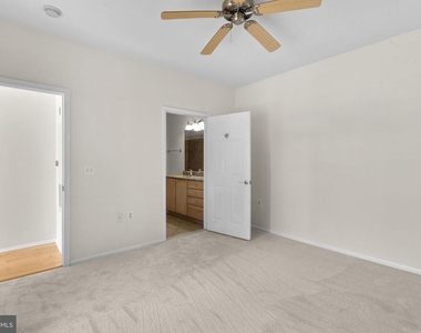 11800 Old Georgetown - Photo Thumbnail 23