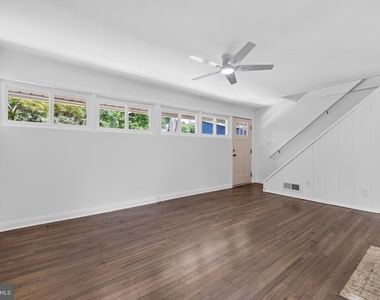 303 Nimitz Avenue - Photo Thumbnail 6