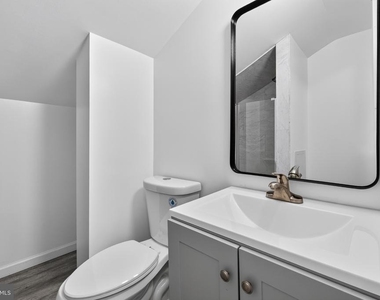 303 Nimitz Avenue - Photo Thumbnail 22