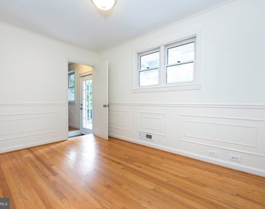 1418 Thornden Road - Photo Thumbnail 5