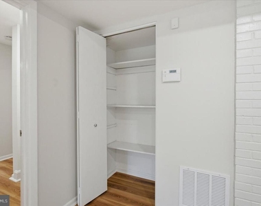 6614 Melody Lane - Photo Thumbnail 17