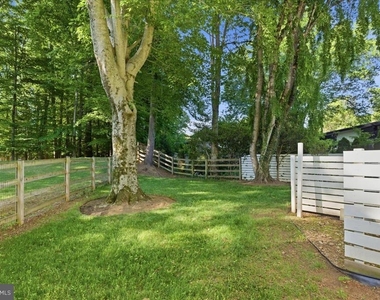 6614 Melody Lane - Photo Thumbnail 45
