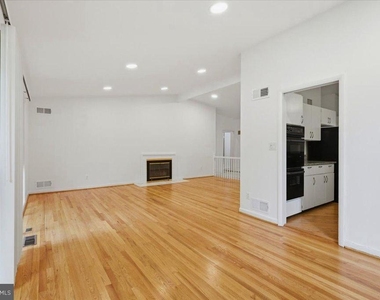 6614 Melody Lane - Photo Thumbnail 2