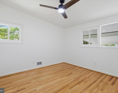 6614 Melody Lane - Photo Thumbnail 27