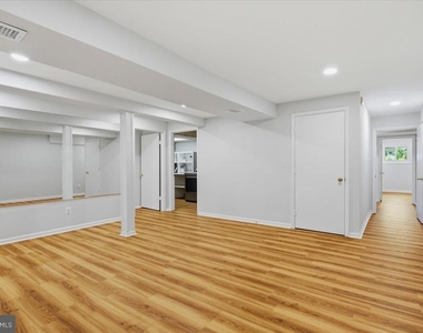 6614 Melody Lane - Photo Thumbnail 37