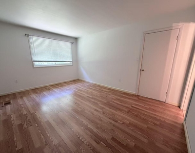 18711 Paprika Court - Photo Thumbnail 17