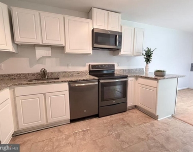 18711 Paprika Court - Photo Thumbnail 4