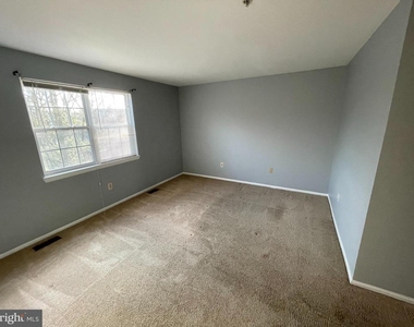 8432 Gold Sunset Way - Photo Thumbnail 8