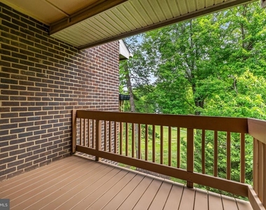 5039 Green Mountain Circle - Photo Thumbnail 1