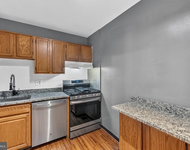 5039 Green Mountain Circle - Photo Thumbnail 4