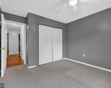 5039 Green Mountain Circle - Photo Thumbnail 10