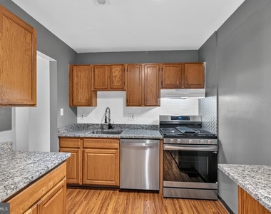 5039 Green Mountain Circle - Photo Thumbnail 3