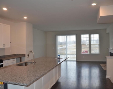 5609 Tallyn Hunt Place - Photo Thumbnail 6