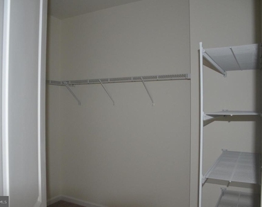 5609 Tallyn Hunt Place - Photo Thumbnail 12