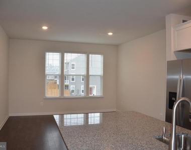 5609 Tallyn Hunt Place - Photo Thumbnail 5