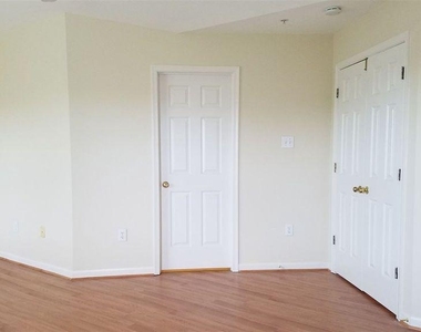 5208 Duke Court - Photo Thumbnail 21