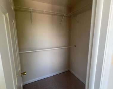 5614 Denton Court - Photo Thumbnail 9