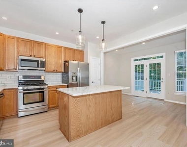 3534 Winthrop Lane - Photo Thumbnail 18