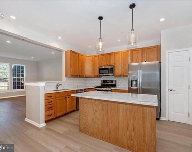 3534 Winthrop Lane - Photo Thumbnail 13