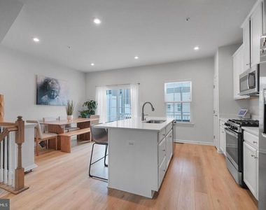 52 Caswell Drive - Photo Thumbnail 2