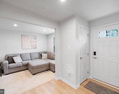 52 Caswell Drive - Photo Thumbnail 1