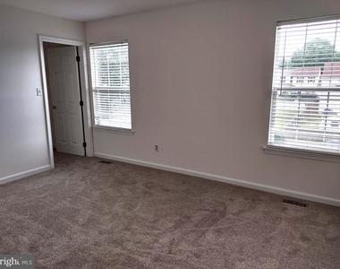 34 Chartwell Court - Photo Thumbnail 14