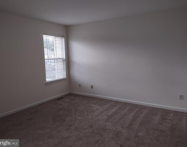 34 Chartwell Court - Photo Thumbnail 15
