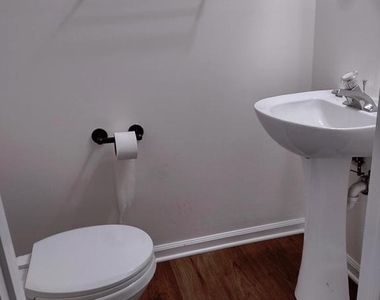 34 Chartwell Court - Photo Thumbnail 7