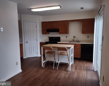 34 Chartwell Court - Photo Thumbnail 9