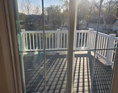 110 Michaels Way - Photo Thumbnail 5