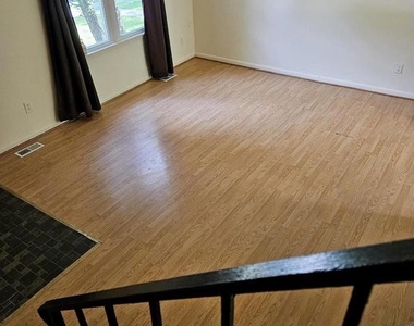 254 Cedarmere Circle - Photo Thumbnail 3