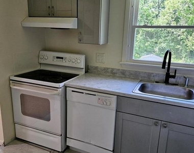 254 Cedarmere Circle - Photo Thumbnail 6