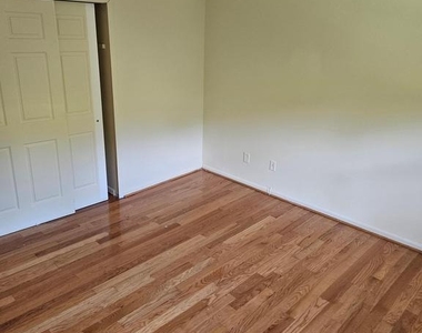 254 Cedarmere Circle - Photo Thumbnail 33