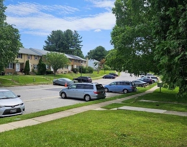 254 Cedarmere Circle - Photo Thumbnail 2