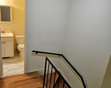 254 Cedarmere Circle - Photo Thumbnail 13