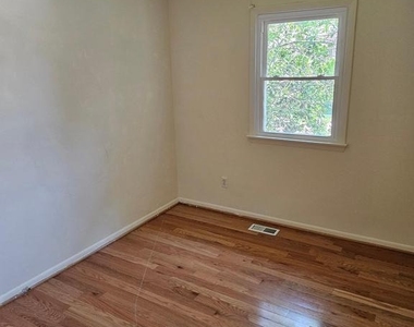 254 Cedarmere Circle - Photo Thumbnail 32
