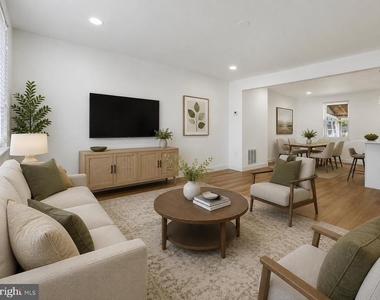 1714 Pin Oak Road - Photo Thumbnail 6