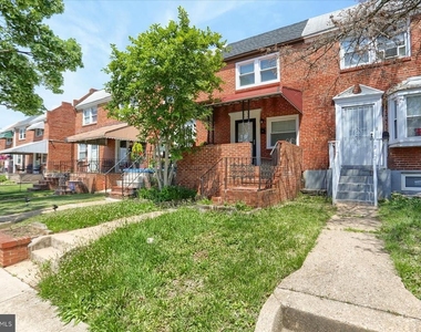 1207 Anglesea Street - Photo Thumbnail 26
