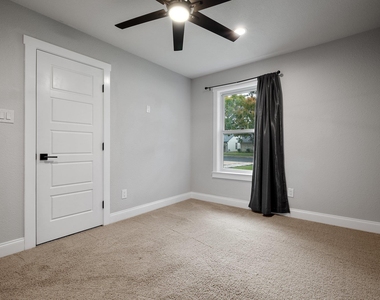 5143 Ganymede Dr - Photo Thumbnail 20