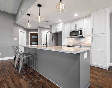 5143 Ganymede Dr - Photo Thumbnail 12