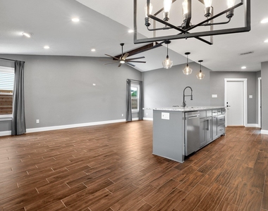 5143 Ganymede Dr - Photo Thumbnail 10