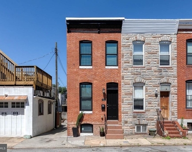 734 S Robinson Street - Photo Thumbnail 1
