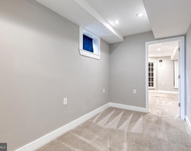 734 S Robinson Street - Photo Thumbnail 21