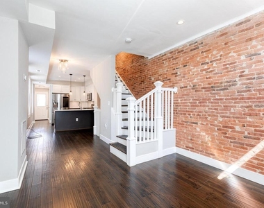 734 S Robinson Street - Photo Thumbnail 2