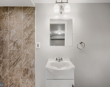1014 Lyndhurst Street - Photo Thumbnail 23