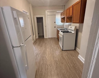 2859 W Garrison Avenue - Photo Thumbnail 6