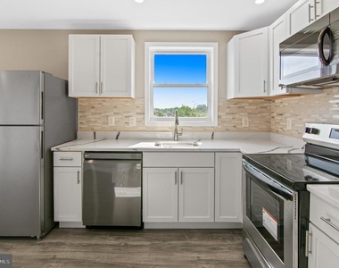 3022 E Fayette Street - Photo Thumbnail 3